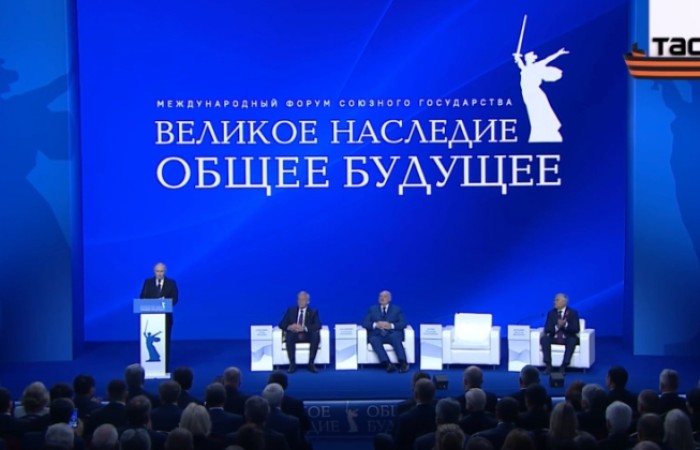 Путин назвал День Победы святым праздником для России и постсоветских стран